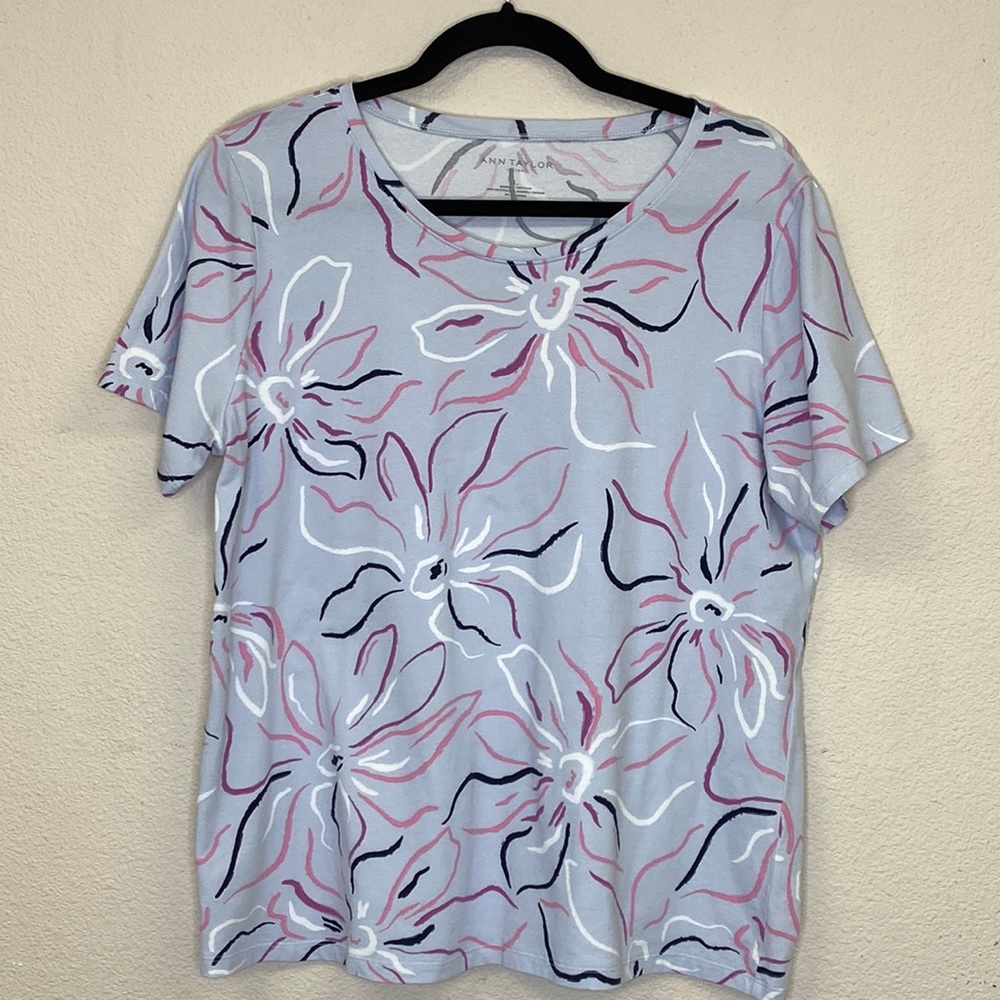 Ann Taylor Tee Shirt Size Large